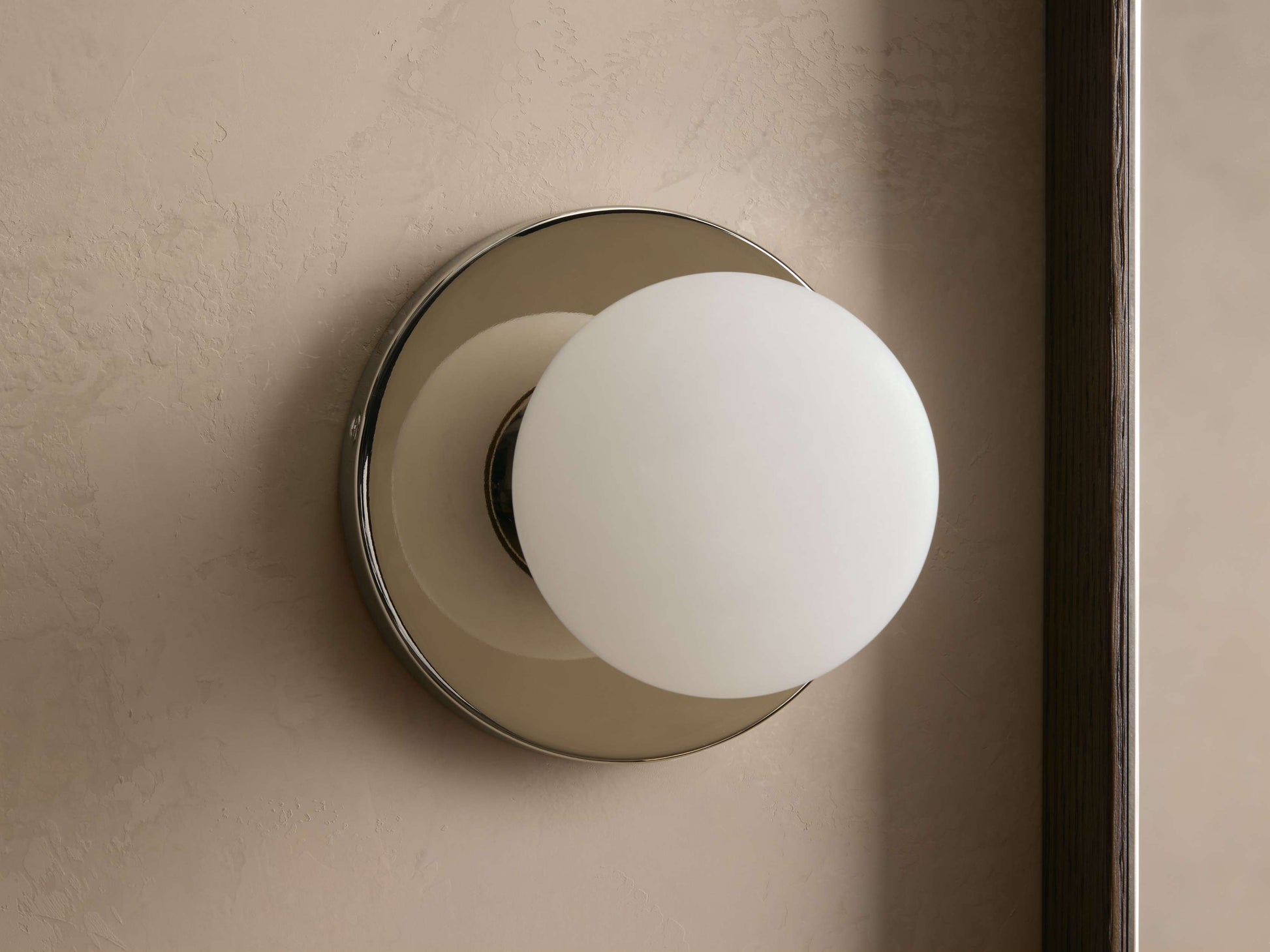 Girouette Wall Light, Hardwired Wall Sconce, detail 3