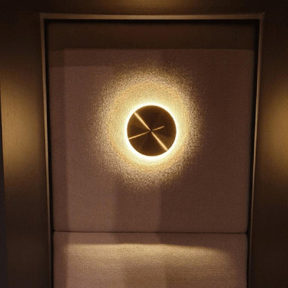 Gossa Wall Light - ∅ 11″ Brass, Hardwired Wall Sconce, detail 6