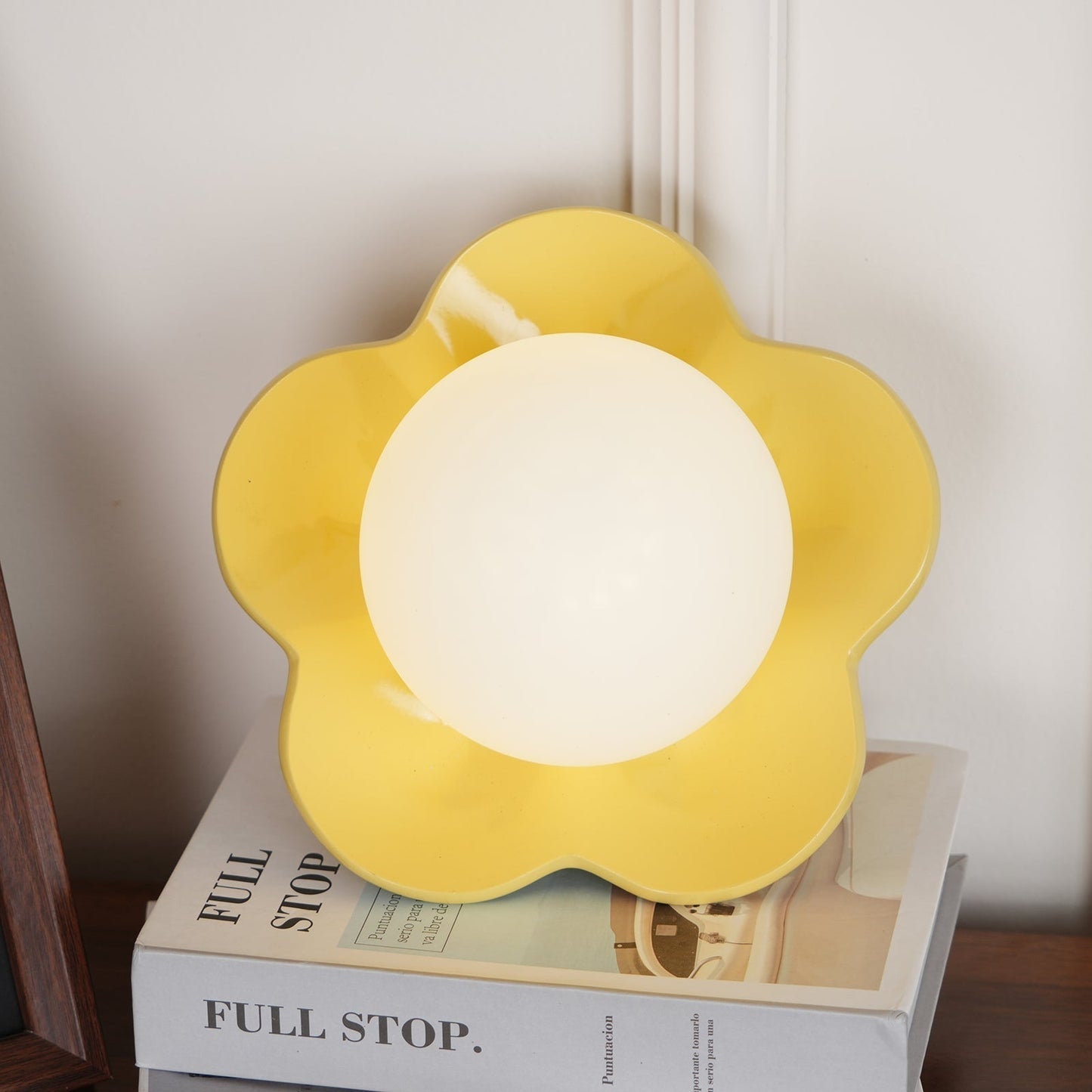 La fleur Wall Light - Φ 7.9 x H 6.7 Resin, Hardwired Wall Sconce, detail 57