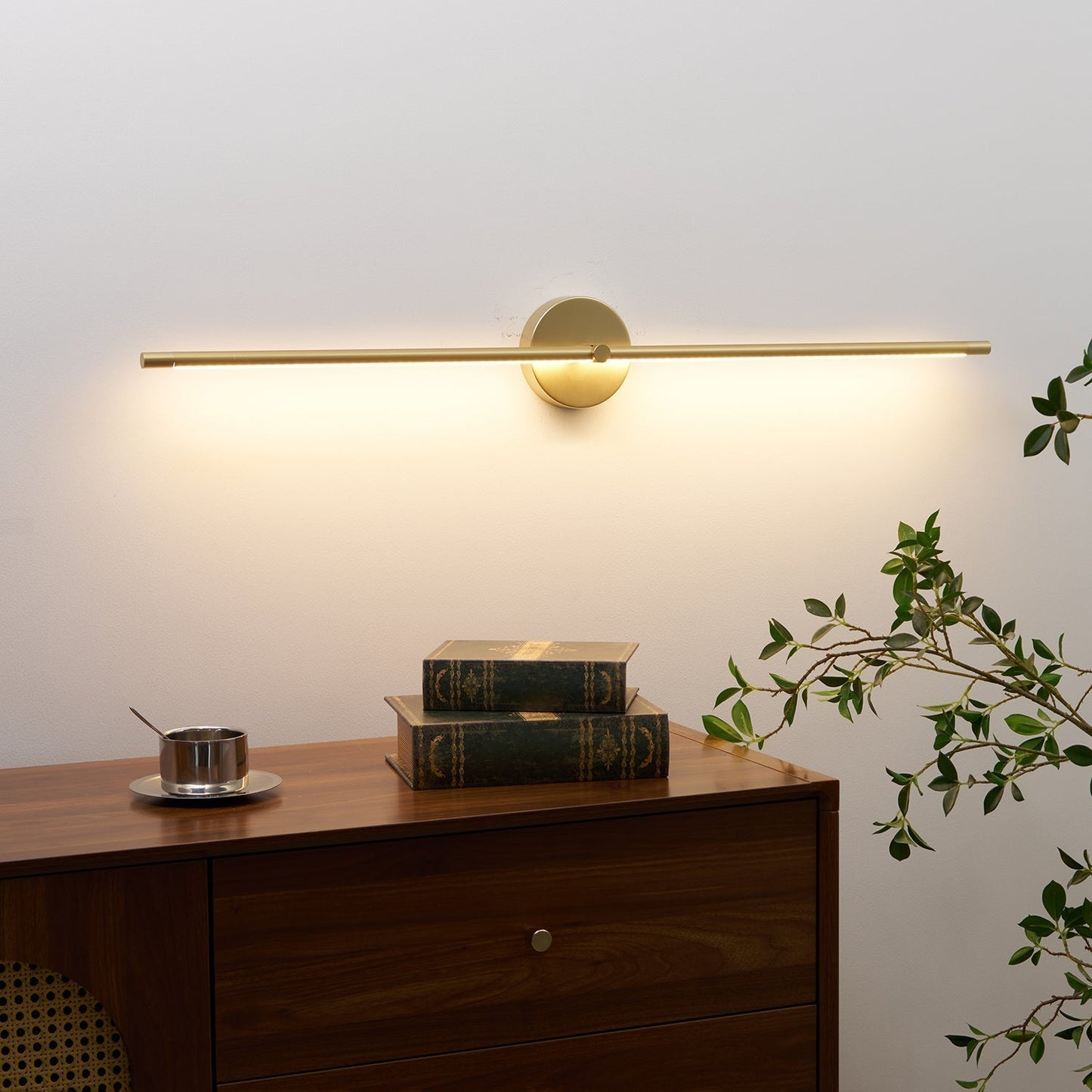 Clean-Lined Linear LED Wall Light, Hardwired Wall Sconce, detail 9
