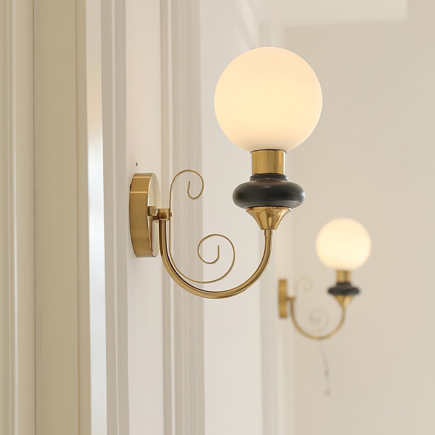 Onyx Wall Light Wall Light, Hardwired Wall Sconce, detail 3