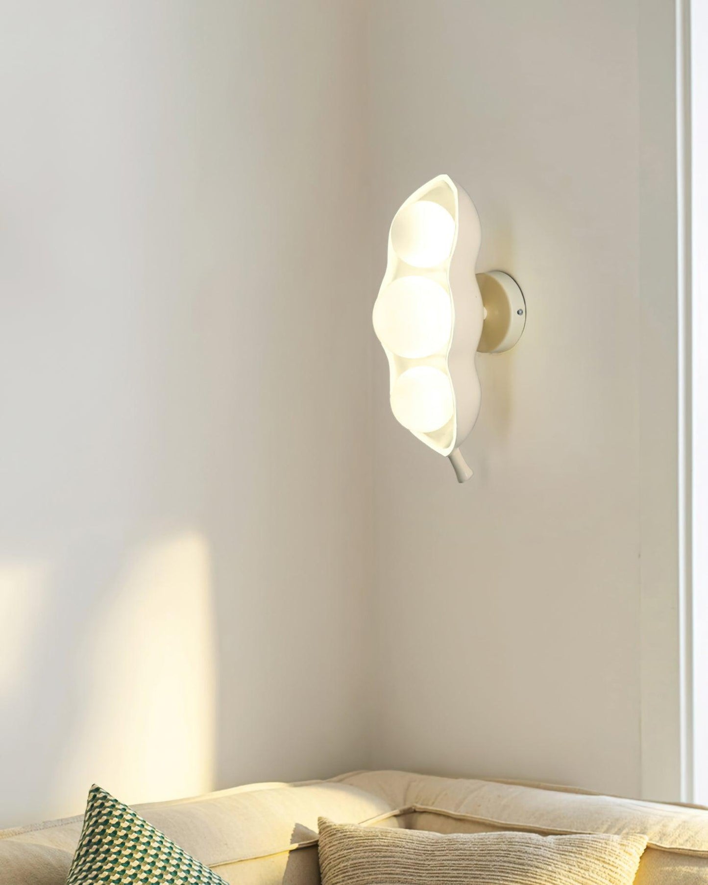 Pea Wall Light, Hardwired Wall Sconce, detail 5
