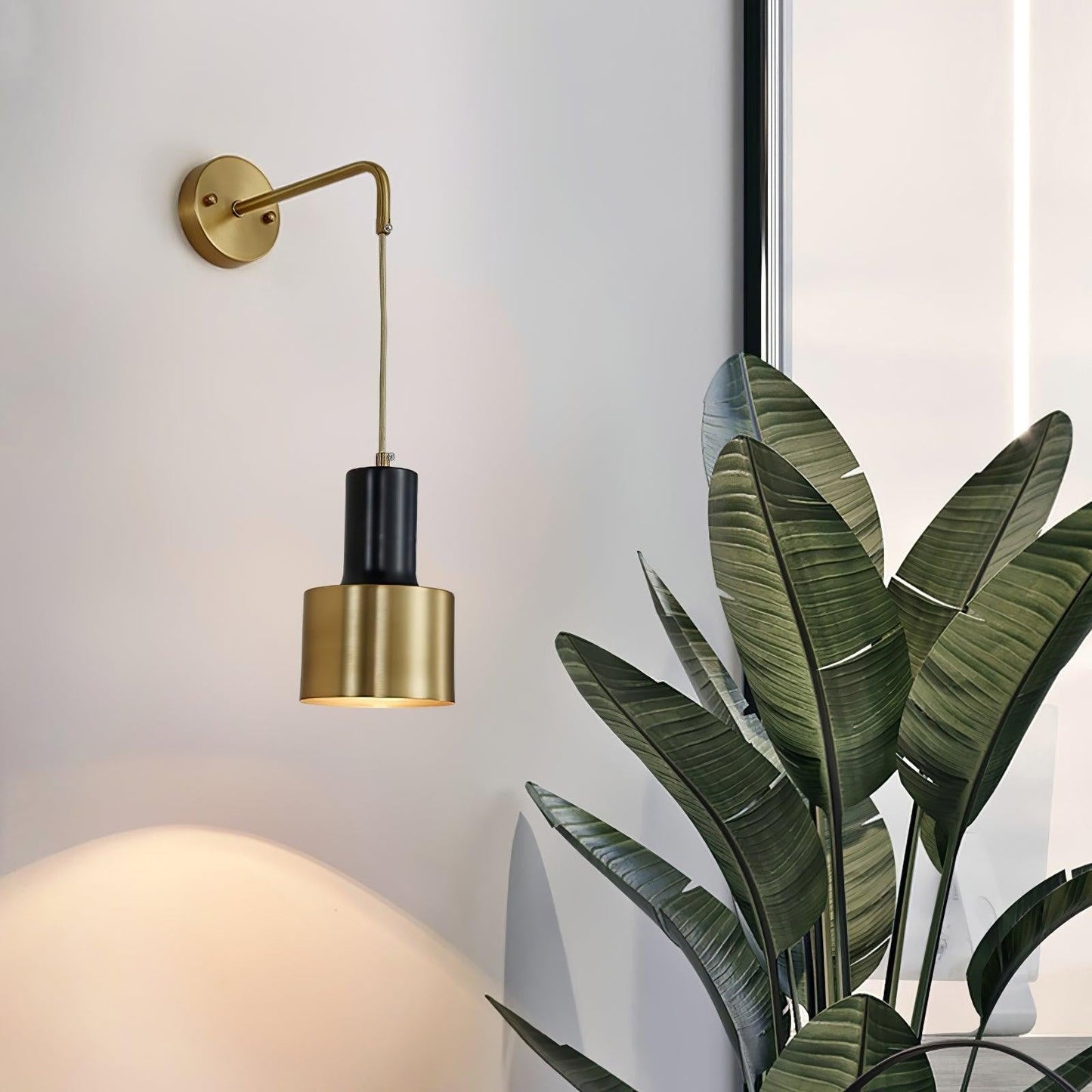 Brivon Brass Linear Wall Light, Bedroom Wall Sconce, detail 9